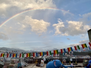 矢尾百貨店屋上の虹
